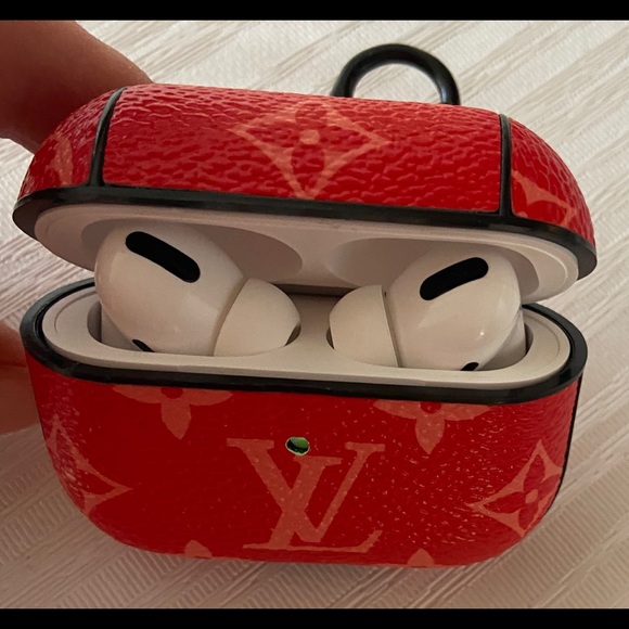 For Apple AirPods PRO 3rd & 4th gen case cover & Clip - Picture 13 of 13